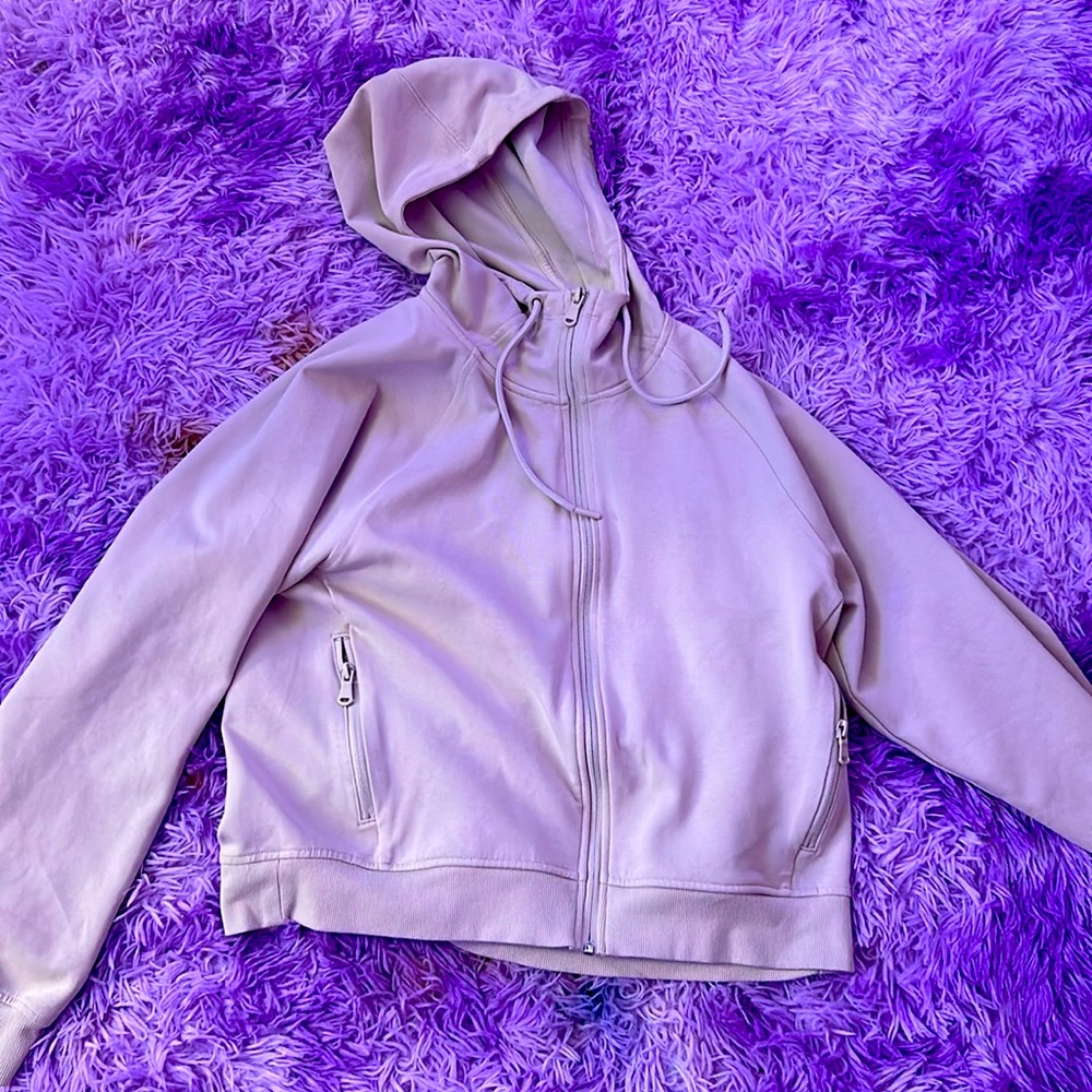 Beige sweatshirt with a hood. OLD NAVY